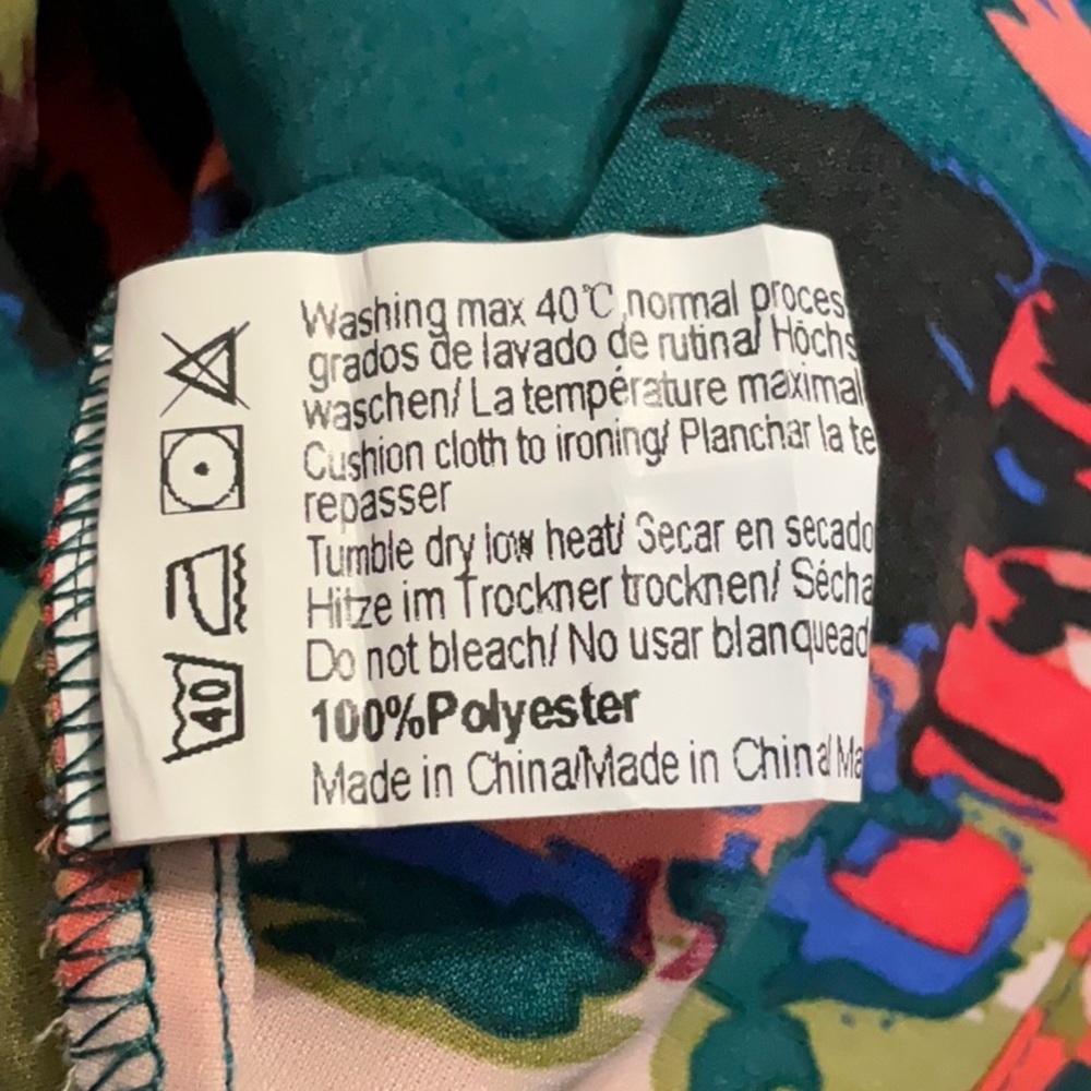 Floral Print Women's Blouse - Picture 6 of 6